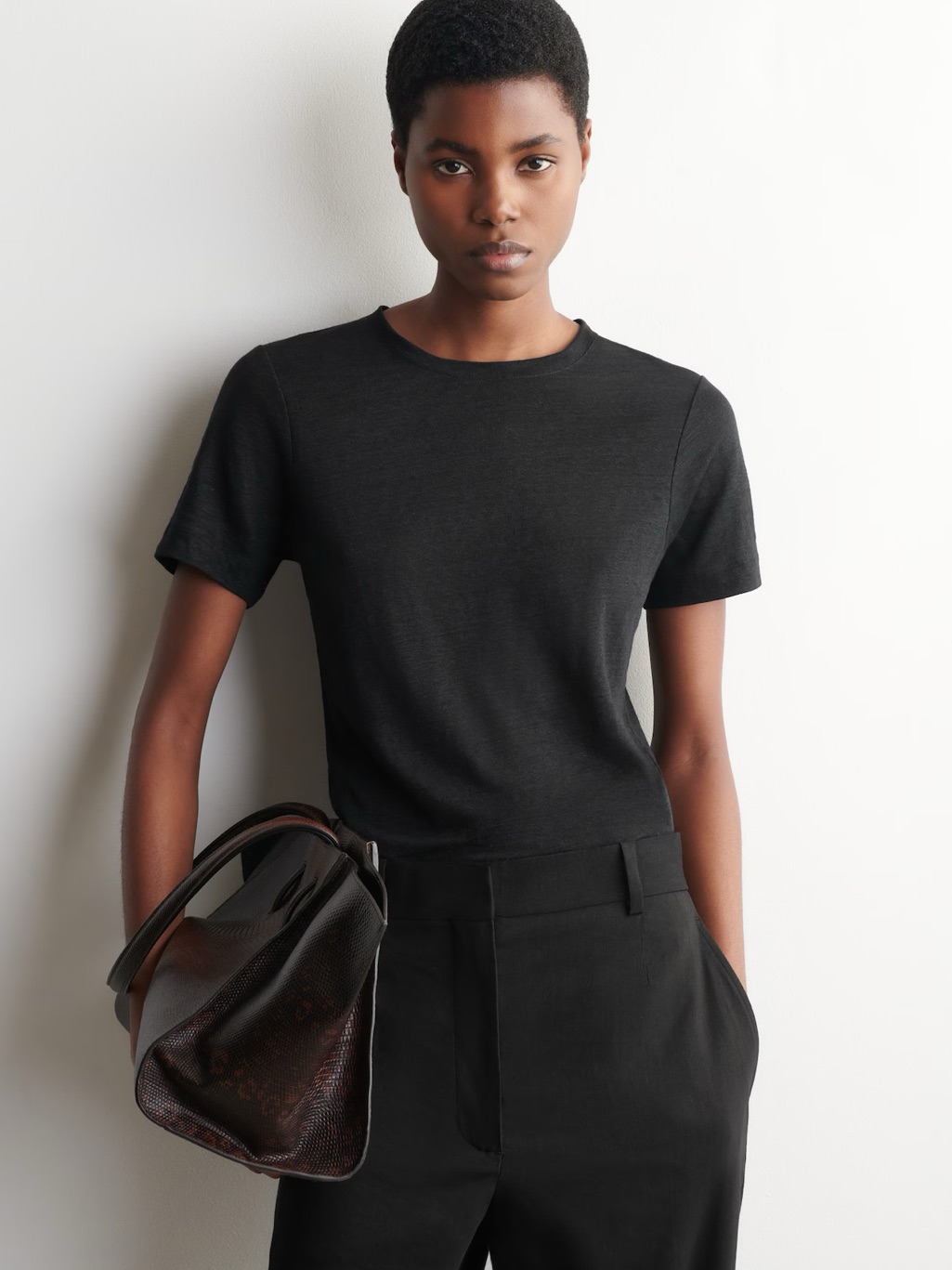 Cos Black Linen Crew Neck T Shirt - Size Xs